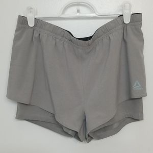 Reebok Ladies Size Small Shorts Grey